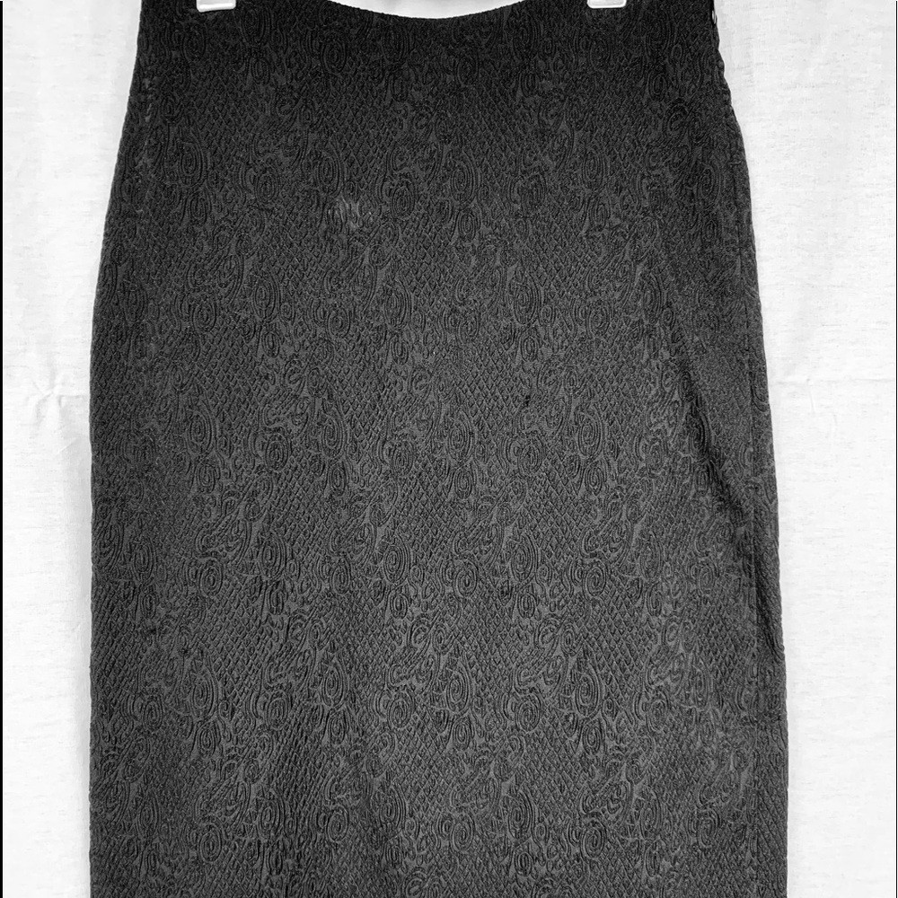 Bebe Jackard side Zip Pencil Skirt